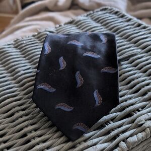 Elegant Black Paisley Men's Tie